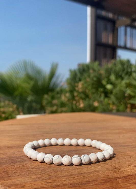 Howlite 8mm Bracelet