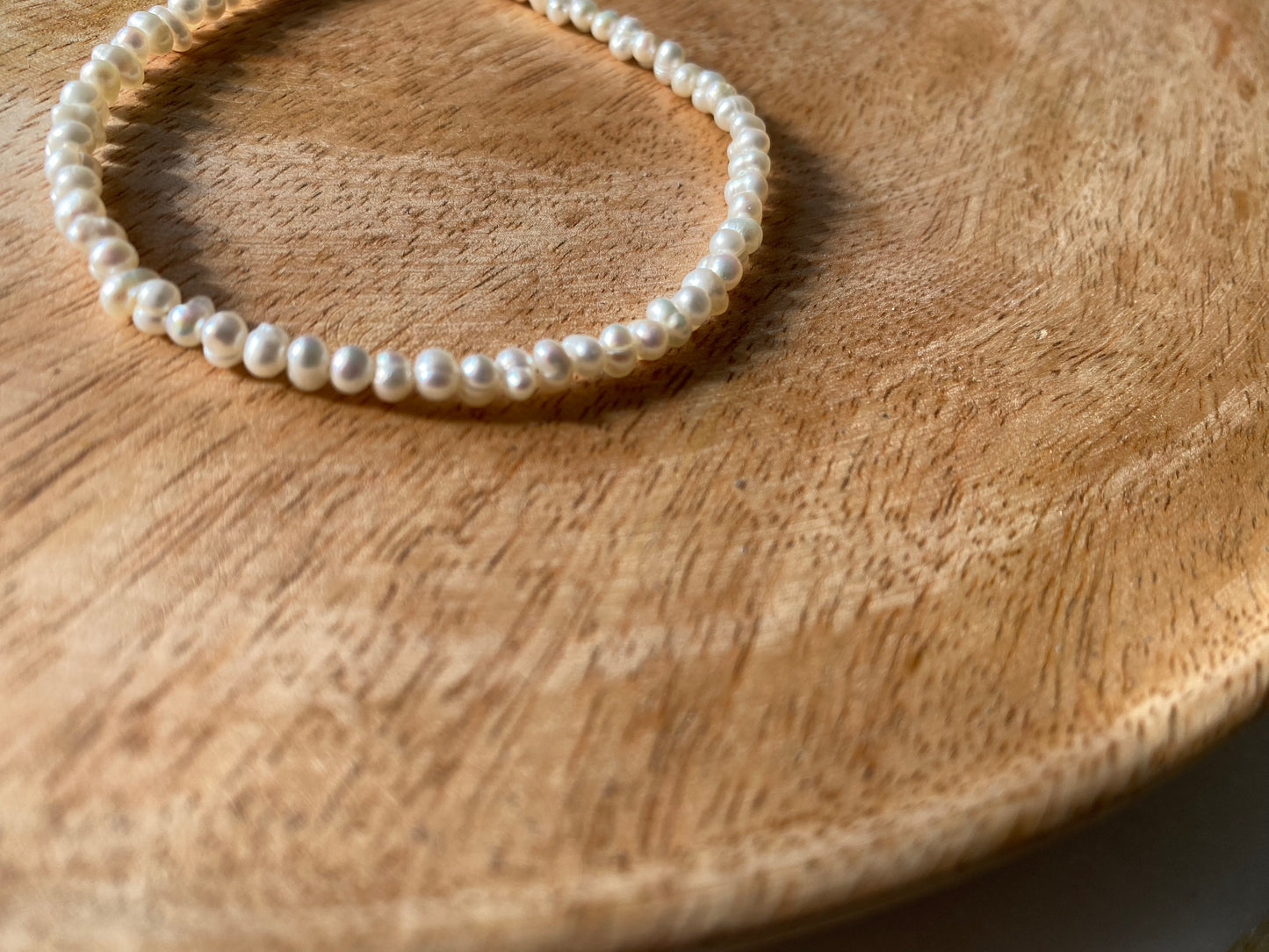 Pearl bracelet with sterling silver extender chain